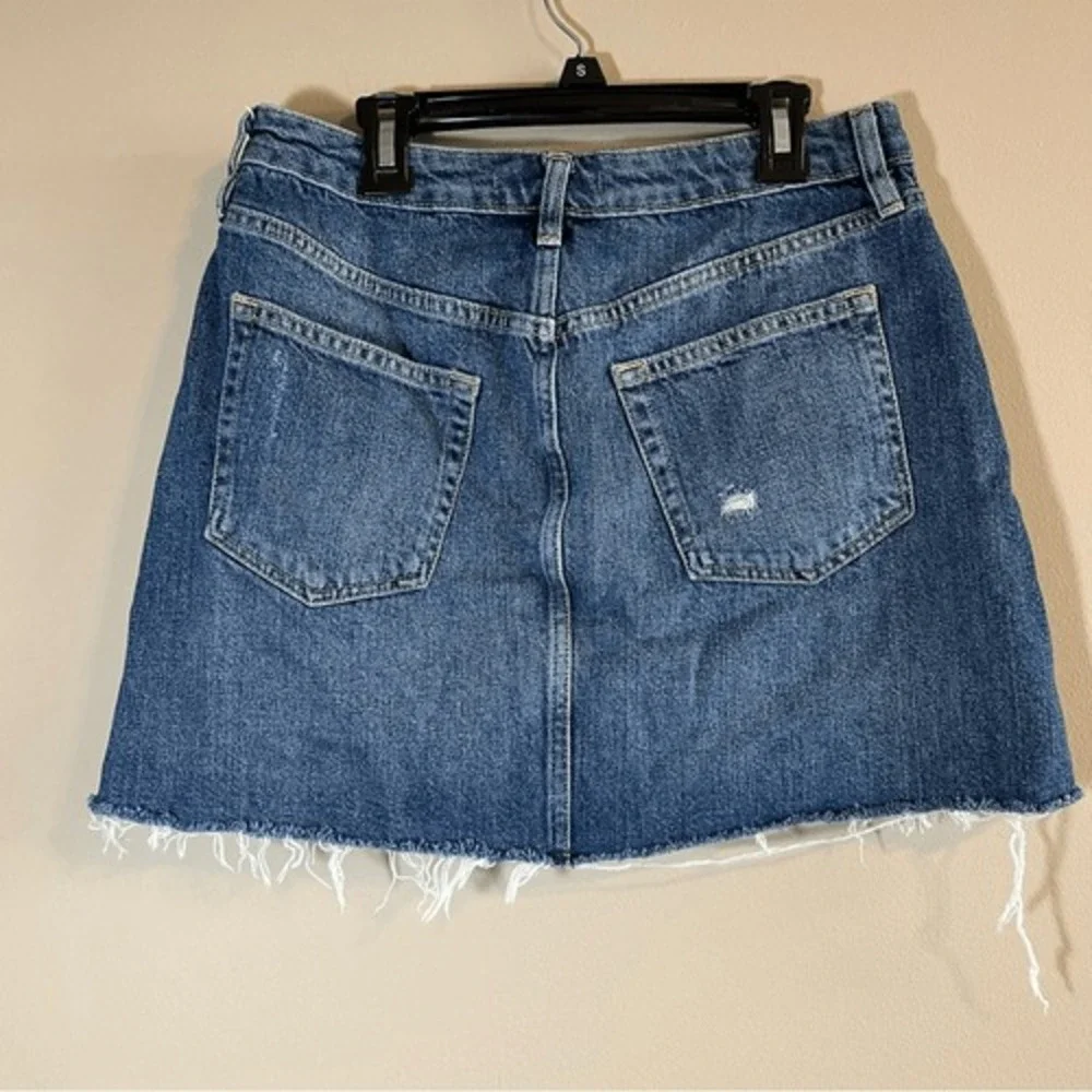 ✨ Free People We the Free Women's Denim Button Fly Mini Skirt Raw Hem 29
